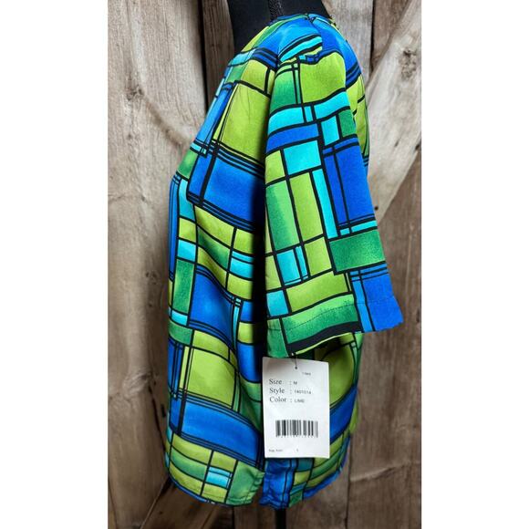 NWT Jordan Women's Size Medium Lime Green Geometric Back Button Short Sleeve - Picture 2 of 6